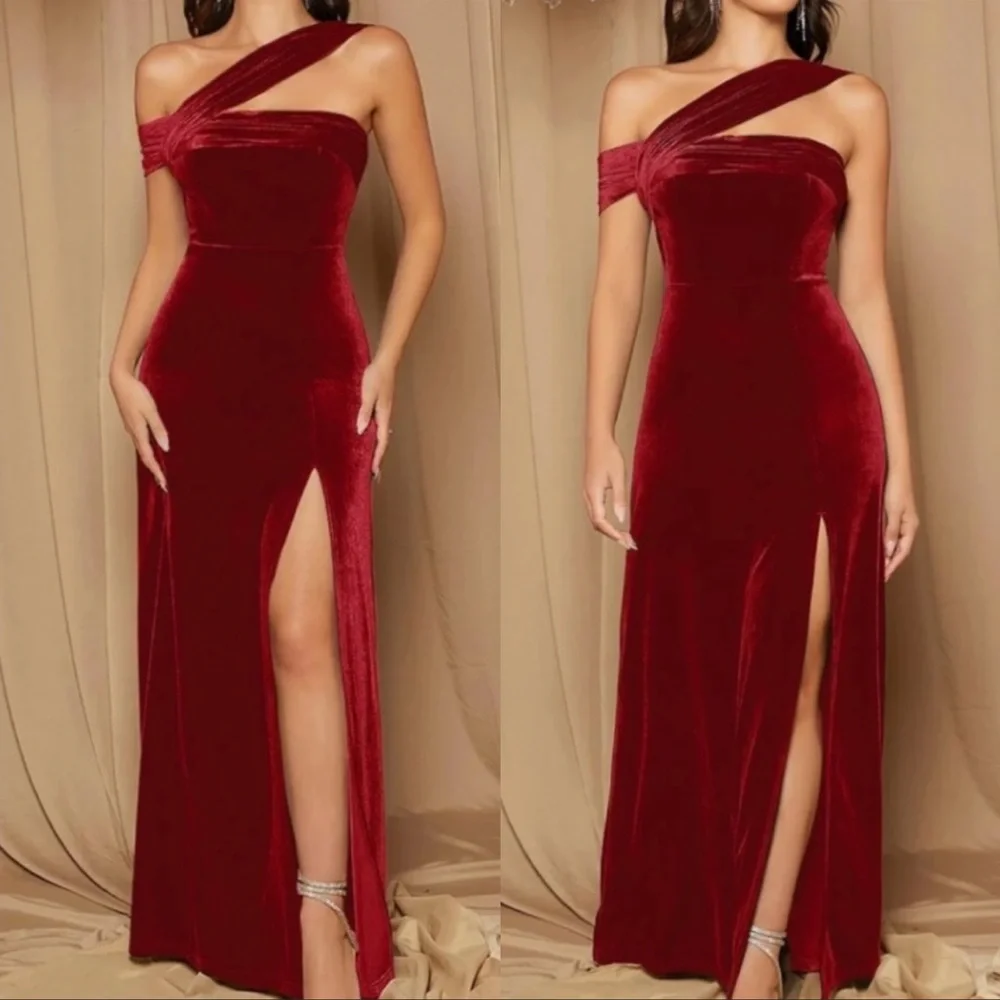 Luxe velvet one shoulder slit thigh party formal evening wedding gown dress